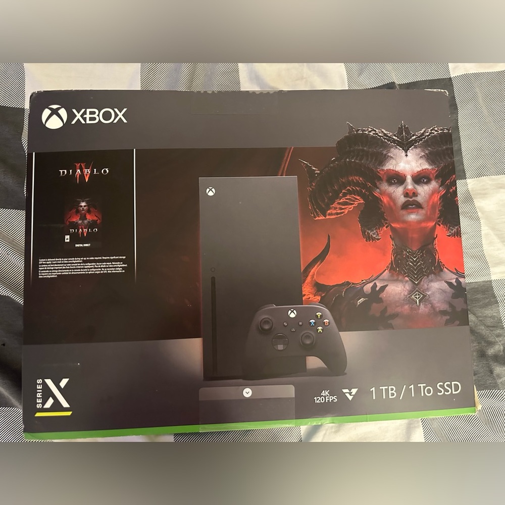 XBOX SERIES X and XBOX normal - Picture 3 of 5